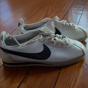 Women’s Nike Cortez Size 8